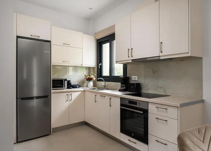 Apartment The 7 Suites, An Elegant Living In By Konnect Ýpsos