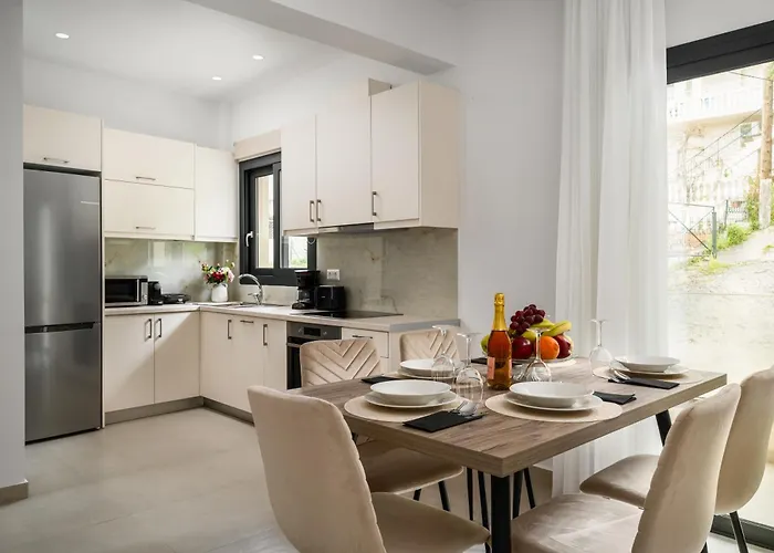 Apartment The 7 Suites, An Elegant Living In By Konnect Ýpsos